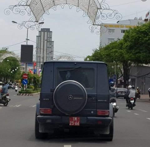 Lật tẩy xe tiền tỉ biển quân đội giả xuất hiện ở Cần Thơ