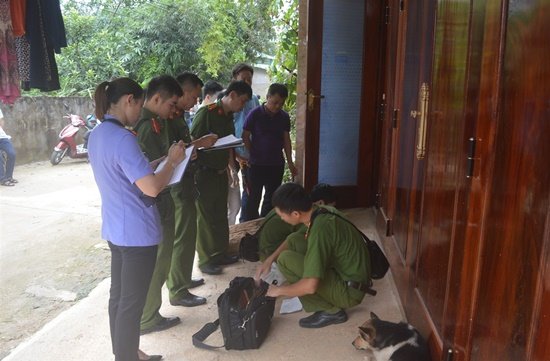 Bác sĩ sát hại vợ phi tang xác viết gì trong thư tự thú?