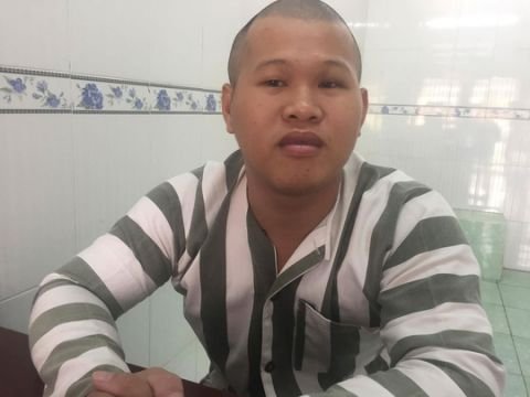 Gã thanh niên ép vợ người đánh mình ra nghĩa trang