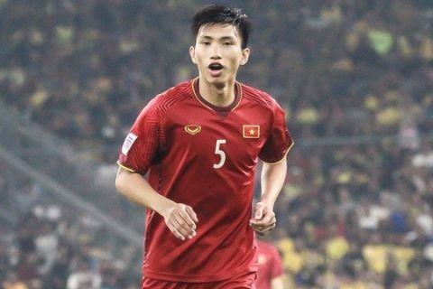 Đoàn Văn Hậu sang Bundesliga?