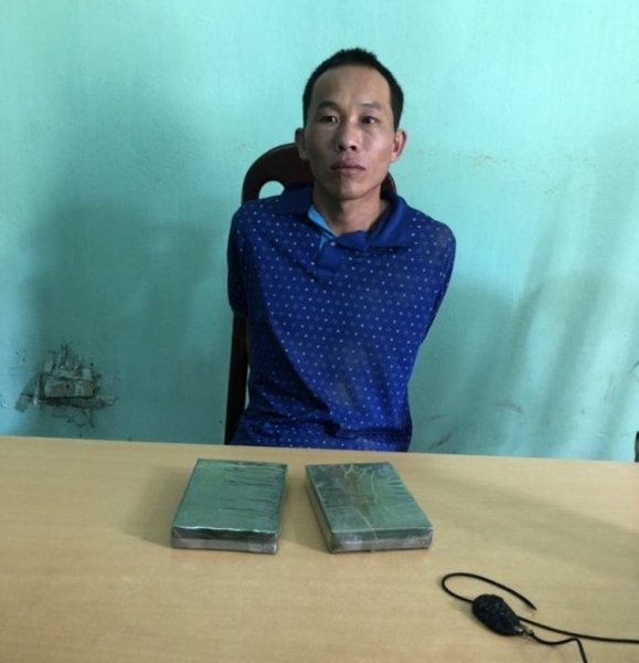 Bắt kẻ buôn ma túy tinh ranh, thu giữ 5 khẩu súng