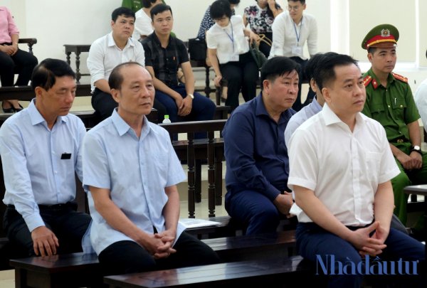 Hai cựu Thứ trưởng Bộ Công an ký giúp Vũ 'nhôm' thâu tóm đất công vì tin 'anh em'