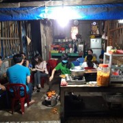 Quán khô cá đỏ nướng – điểm tụ tập quen thuộc của người Hà Tiên mỗi tối