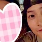 Bị fan réo gọi liên tục sau tin đồn ly hôn, cuối cùng Song Joong Ki đã “ngoi lên” nhưng không phải bên Song Hye Kyo