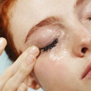 Bạn có chắc lâu nay mình đã tẩy trang đúng cách?