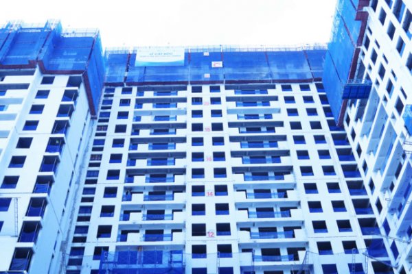 Jamila Khang Điền cất nóc vượt tiến độ một tháng