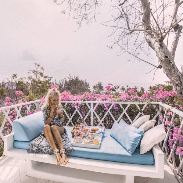 [Giá độc quyền] 2N1Đ ở Alma Oasis Long Hải Resort & Spa + xe Limousine đưa đón + Spa 60phút/khách + ăn sáng chỉ 1.850.000 đồng