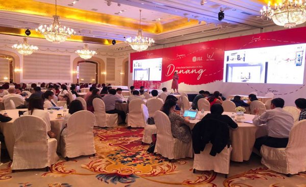 Sức hút hấp dẫn từ miếng bánh bán lẻ tại Đà Nẵng