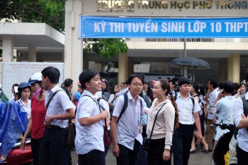 Trình Quốc hội 2 dự án Luật, nhiều địa phương tổ chức thi vào lớp 10