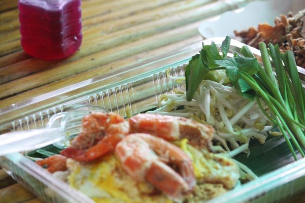 Ăn gì khi đi du lịch Thái Lan? Top 10 món ăn đường phố nhất định phải thử khi đến Bangkok