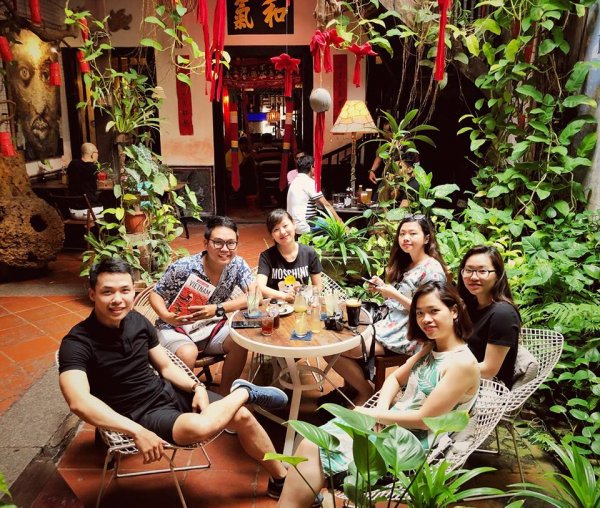 Quắn quéo hội bạn 5N4Đ quẩy sạch 18 điểm ăn chơi ở Singapore và Malaysia