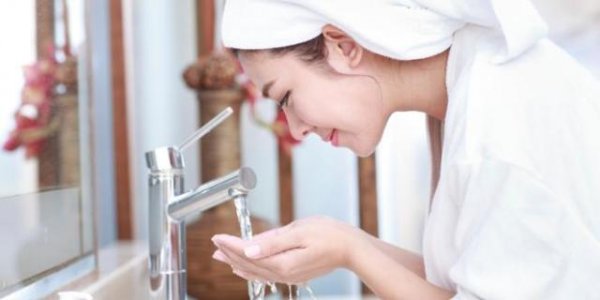 Những Lưu Ý Khi Làm Sạch Khiến Da Bạn Thay Đổi Bất Ngờ