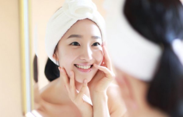 Những Vị Trí Mọc Mụn Kì Lạ Và Cách Giải Quyết