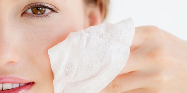 Thói Quen Chăm Sóc Da Lành Mạnh Bạn Nên Có Ngay Từ Độ Tuổi 20