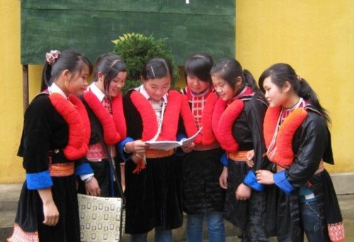 Nhất trí quan điểm bổ sung đối tượng cử tuyển đối với học sinh các dân tộc thiểu số rất ít người