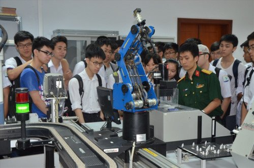 Giáo dục hướng nghiệp: Đòi hỏi tất yếu phải đổi mới