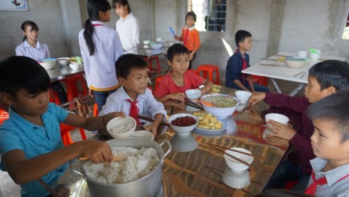 Hiệu quả tích cực từ GD kĩ năng sống cho HS bán trú dân tộc thiểu số