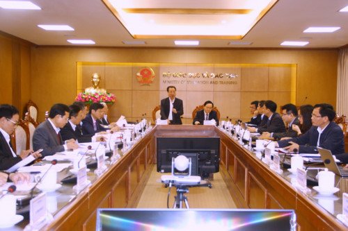 Tổng kết 30 năm phát triển GD&ĐT để xây dựng dự thảo văn kiện Đại hội Đảng Khóa XIII