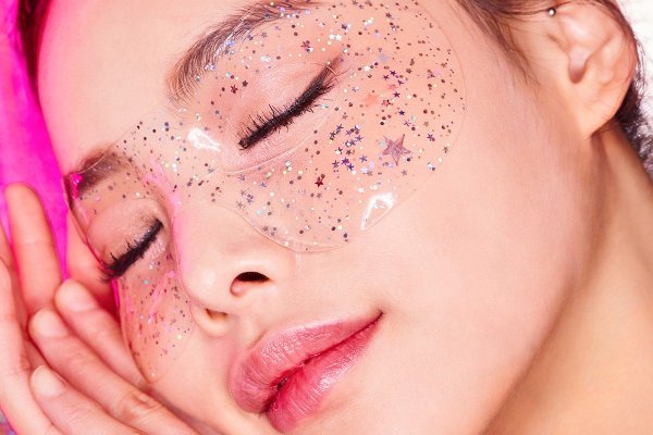 Tất tần tật các loại mặt nạ phổ biến nhất dịp cuối năm