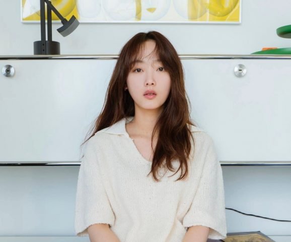 Tiết lộ “In tư” và nhan sắc đỉnh chóp của dàn diễn viên All of us are dead